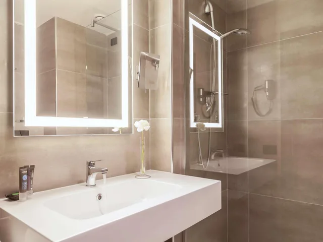 غرفة تنفيذية بسرير مزدوج مع أريكة، NOVOTEL BRESCIA 2 10/10
