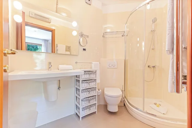 2 Bedrooms, Superior, Apartment, 2 King Beds, Balcony, THE RESIDENCE 5/5