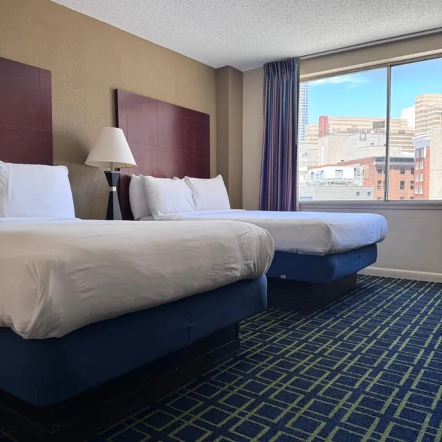 غرفة سوبيريور بسرير كوين، Barclay Hotel Atlanta Downtown 3/4
