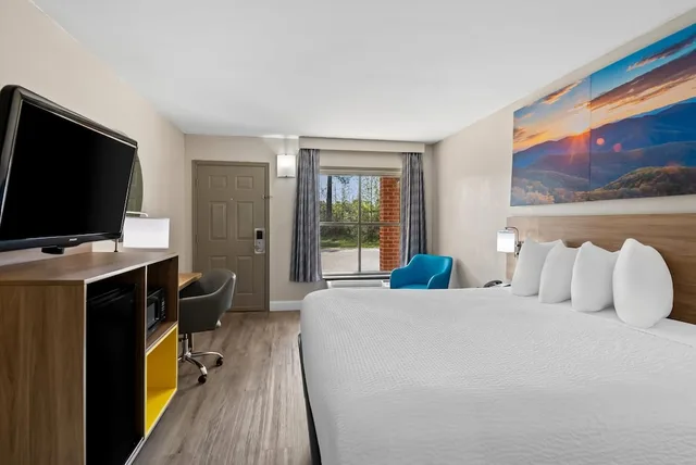 غرفة قياسية بسرير كينج، Days Inn by Wyndham Petersburg/South Fort Lee 2/8