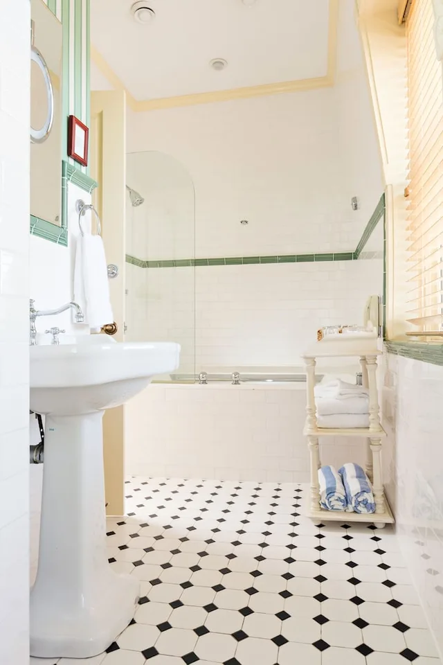 Deluxe, King Bed, Brass Key Guesthouse - Adults Only 6/6