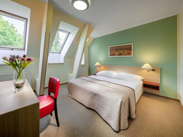 غرفة بسريرين منفصلين، Hotel Michael 1/3