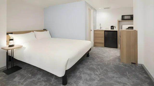غرفة سوبيريور بسرير مزدوج في المبنى الرئيسي، TOKYU STAY SHIBUYA SHIN MINAMIGUCHI 1/1