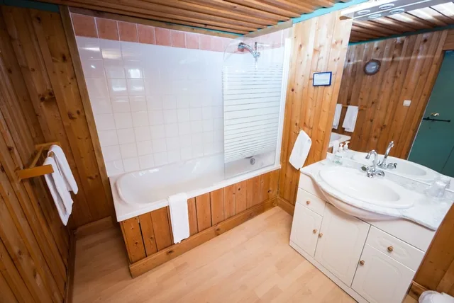 Hotel Le Vieux Tilleul، Digne-les-Bains 46/46