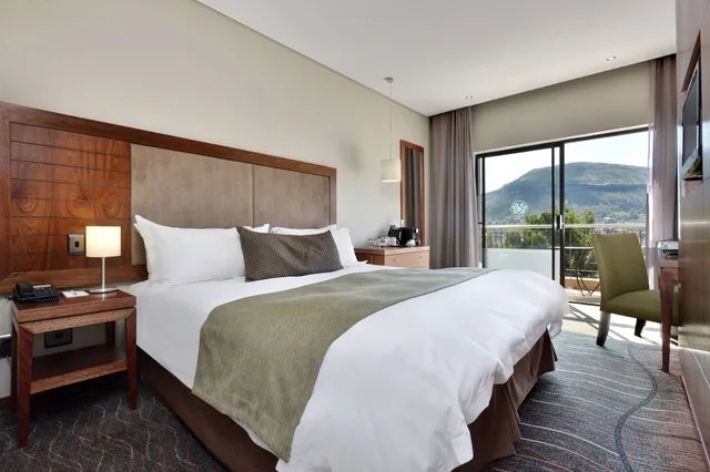 Deluxe, King Bed, Mountain View, Protea Hotel Clarens 4/8