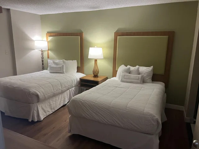 غرفة بسريرين مزدوجين لذوي الإعاقة، Baymont by Wyndham Odessa Highway 80 1/5