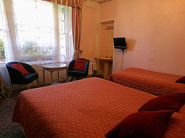 غرفة ثلاثية بحمام مشترك، Averon Guest House 1/1