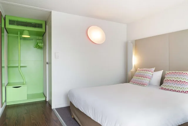 غرفة قياسية بسرير مزدوج مع أريكة، Campanile Creteil Bonneuil Sur Marne 3/5