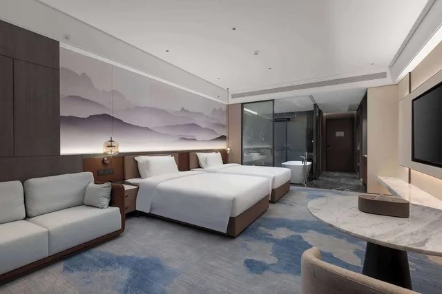 غرفة ديلوكس بسريرين منفصلين بإطلالة على المدينة مع أريكة، Wyndham Qujing Luliang 1/1