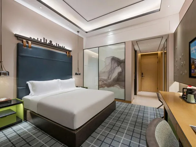 غرفة قياسية بسرير كينج وسرير كوين، Novotel Hangzhou East Railway Station 2/5
