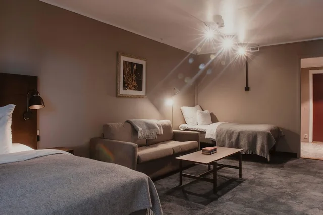 غرفة عائلية بسرير مزدوج مع أريكة، Home Hotel Grand Olav 3/7