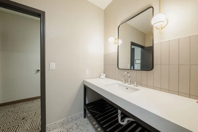 جناح بريميوم بسرير كينج، Blanco River Hotel Ex Blanco Luxury Inn Suites 4/5