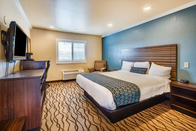 غرفة بسرير كينج، Americas Best Value Inn Richmond San Francisco 1/2