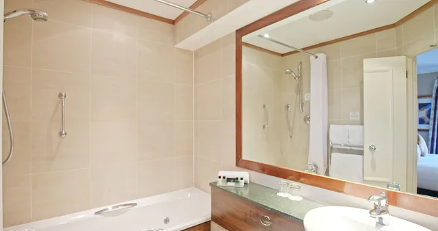 غرفة بسرير فردي بإطلالة على المرفأ، Harbour Heights Hotel 4/5