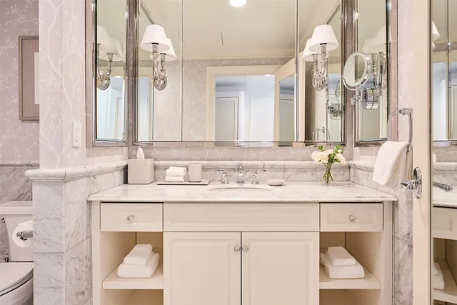 غرفة قياسية بسرير مزدوج، The Charleston Place 5/6