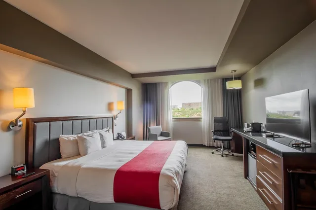 غرفة متصلة قياسية بسرير كينج، Best Western Plus Santa Cecilia Pachuca 2/10