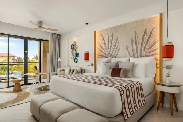 جناح جونيور بسرير كينج بإطلالة على المسبح، Dreams Playa Esmeralda Resort & Spa 1/4