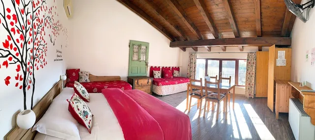 غرفة عائلية بسرير مزدوج، Villa ai Tigli 1/9