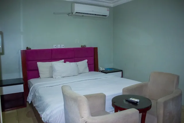 غرفة ديلوكس بسرير مزدوج، Folade Hotels 4/9