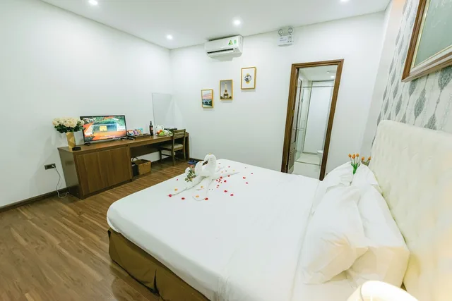 غرفة قياسية بسرير كوين، New Century Hotel Cau Giay 3/10