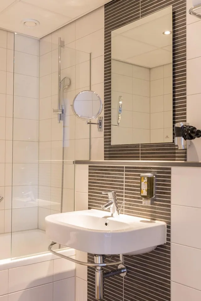 غرفة سوبيريور بسرير مزدوج بإطلالة على المدينة، Hotel Amsterdam - De Roode Leeuw 4/4
