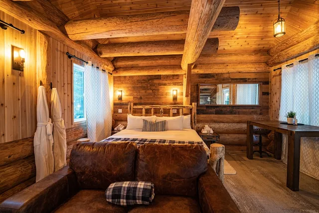 Deep Woods, Woods, Rustic, Cabin, King Bed، Boulder Mountain Resort 4/4