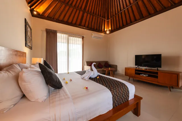 Junior Suite, Double Bed, Bali Ayu Hotel And Villas 2/2