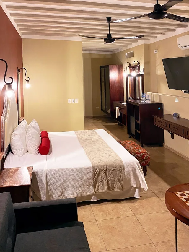 غرفة قياسية بسرير كينج، Casa Zafiro Hotel - Adults Only 2/10