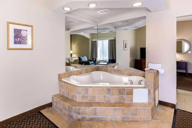جناح، Comfort Suites Elkridge Columbia Gateway 4/4