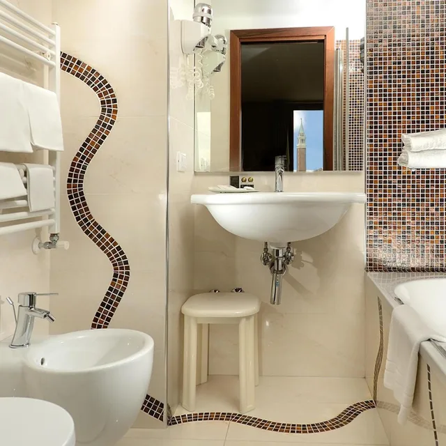 غرفة عائلية مع أريكة، Hotel Paganelli Venice 7/10