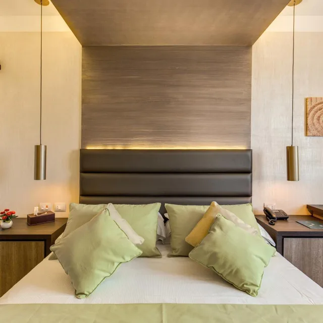 Superior, Double or Twin Bed, Warmthotel 6/10