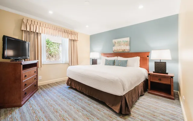غرفة بسرير كينج، Brisas Del Mar Inn At The Beach 4/6