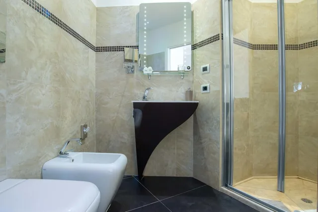 جناح جونيور بسرير مزدوج، Pantheon Caesar Relais 3/3