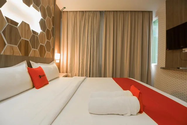 غرفة ديلوكس بسرير مزدوج، Paragon Nagoya Hotel Batam 3/4