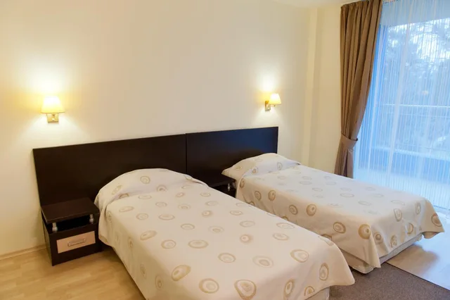غرفة بسرير مزدوج أو سريرين منفصلين بشرفة، Hotel Astrea 2/4