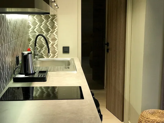 شقة ديلوكس بسرير كوين بإطلالة على البحر بغرفة نوم واحدة مع سرير سحّاب إضافي، Oasis Apartments 5/5