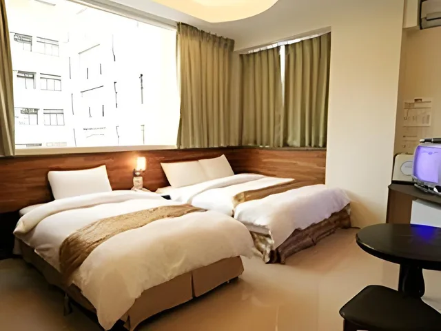 غرفة رباعية، Ri Yue Hu Pan Hotel 2/2