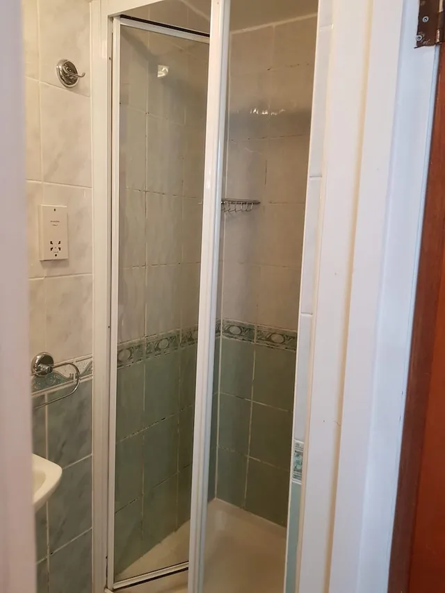 غرفة مفردة، Normandie Hotel 8/8