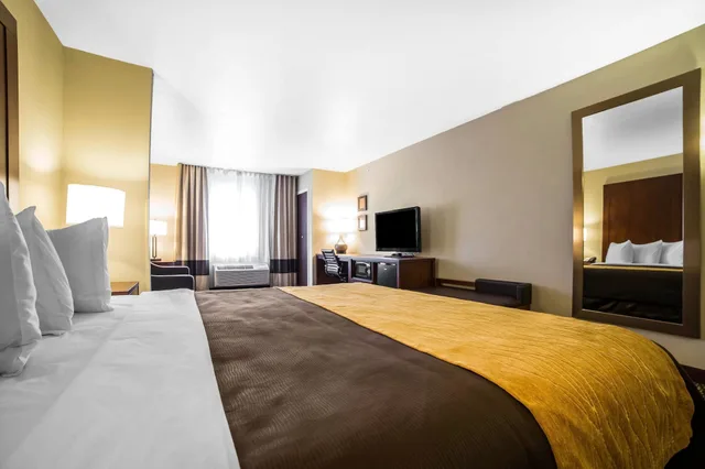 غرفة بسرير كينج لذوي الإعاقة، Comfort Inn And Suites Orem Provo 5/7