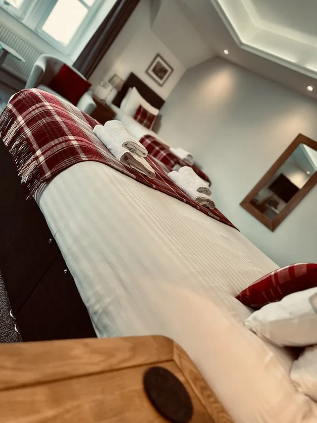 غرفة عائلية بسرير مزدوج وسرير فردي بإطلالة على البحر، Bettyhill Hotel 9/10