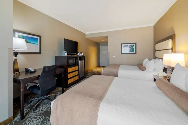 غرفة بسريرين كوين، Best Western Plus Miami Airport North Hotel & Suites 3/4