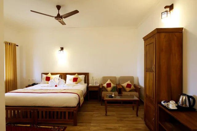 غرفة بسرير مزدوج بشرفة، Dew Drops Farm Resorts 2/3