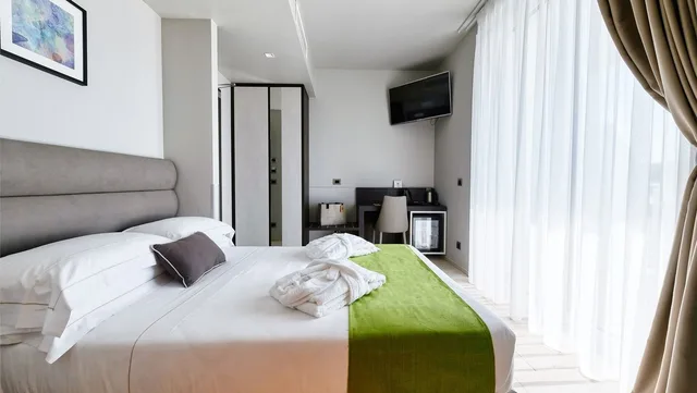غرفة كلاسيكية بسرير مزدوج مع أريكة، Vision Hotel 9/10