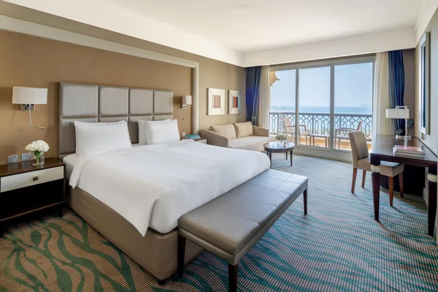 Premium, King Bed, Pool or Sea View، Rixos Bab Al Bahr 4/10