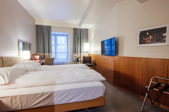 Cozy Urban، PeakTure Hotel Bucharest 1/4
