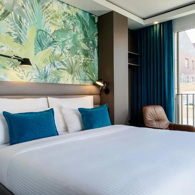 غرفة قياسية بسرير مزدوج، Hotel Motel One Barcelona Ciutadella 1/4