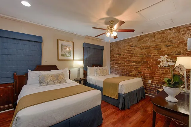 غرفة أساسية، Hotel St Pierre French Quarter 1/3