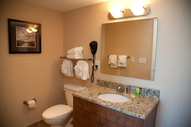 Suite, King Bed, Ocean Front, Towers at North Myrtle Beach 6/6