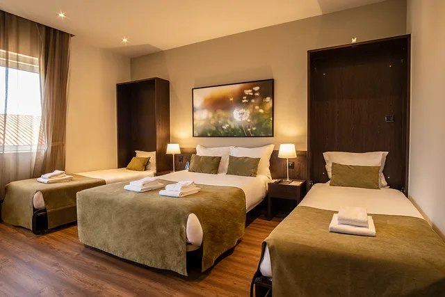 غرفة عائلية، Riversuites 2/5