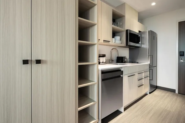 استوديو بسرير كينج مع أريكة، Homewood Suites by Hilton Surrey 7/8